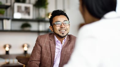 Two colleagues in discussion