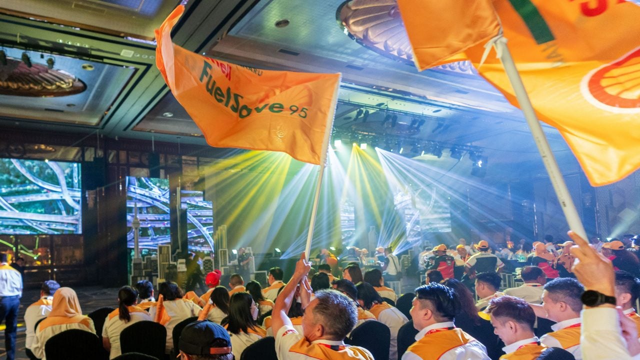 Shell Malaysia retailers at the launch of the New + Improved Shell FuelSave 95.