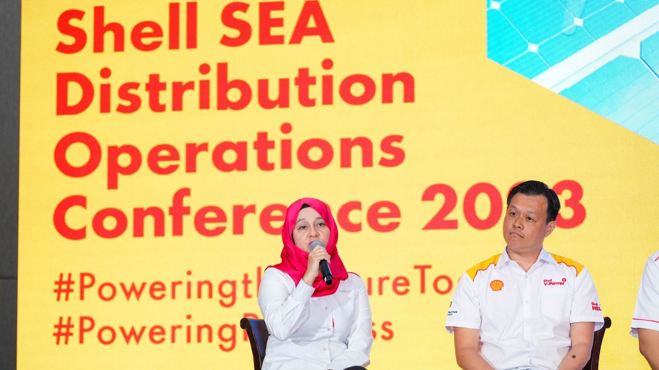 Faridah as part of a panelist in a Shell event.