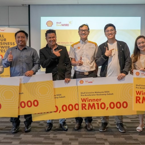 L to R - Anjelen Daransun from Kokoriu Enterprise, Carlven Lenim from Agroment Enterprise, Mohd Fadzwan Ali from Mofaz Enterprise, Wong Kim Mun, GM, SSPC, Willie Ng from Global Cerah Sdn Bhd and Sharon Voo from Onsoi Manufacturing Sdn Bhd.