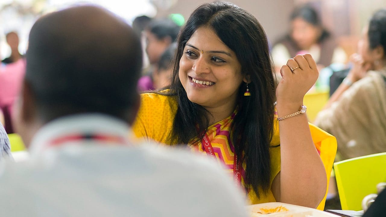 Shell employees during lunch