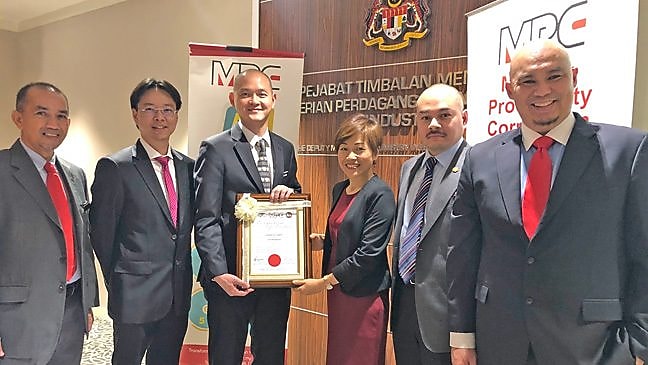 SSB wins Gold Award, the first for Oil and Gas company, for Lean Management from the Malaysian Productivity Corporation (MPC) under Ministry of International Trade and Industry (MITI)