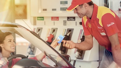 paying at shell station
