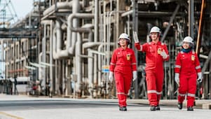 Shell MDS employees at Laboratory