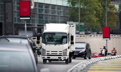 stop/start in traffic causes sludge to build in engine