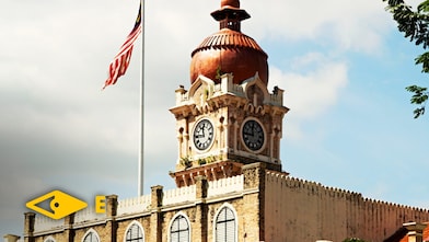 Plaza Merdeka & Carpenter Street